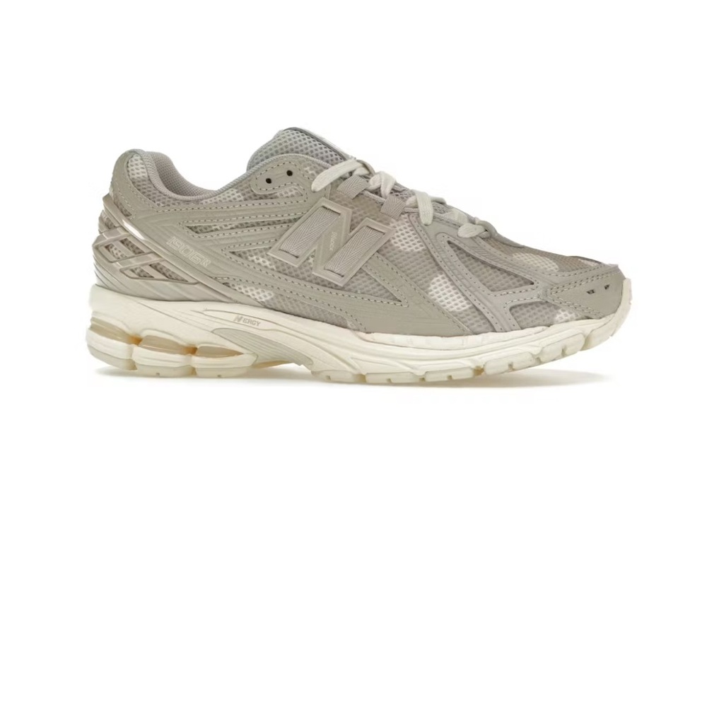 New Balance 1906R Polka Dot Moonrock Sneakers - New never worn. Unisex